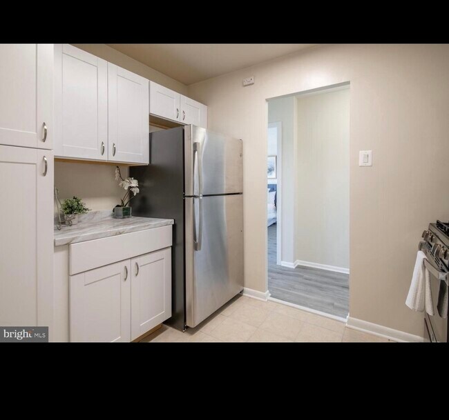Building Photo - 5340 Holmes Run Pky