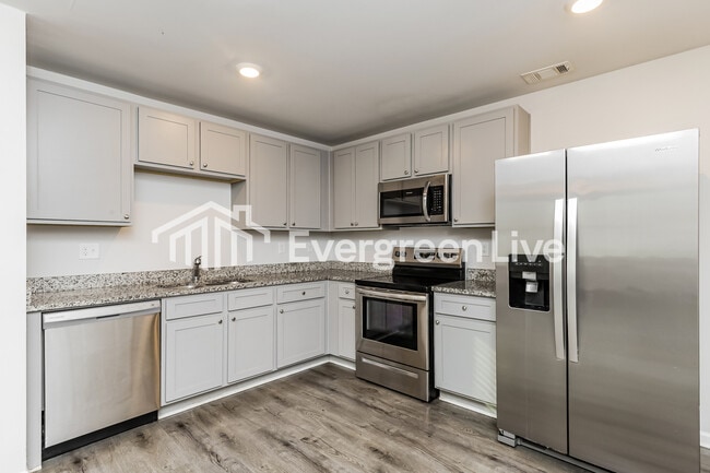 Foto del edificio - 119 Kingston Ct