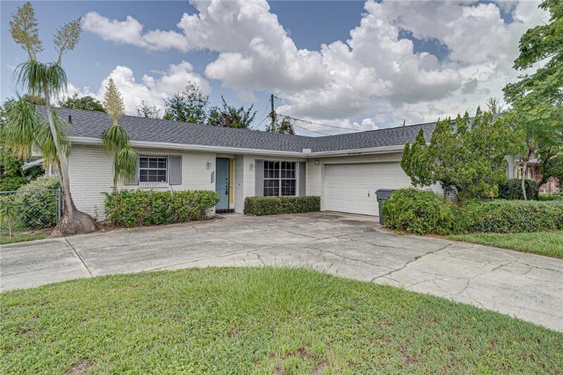 14 Lagoon Rd, Cypress Gardens, FL 33884 House Rental in Cypress