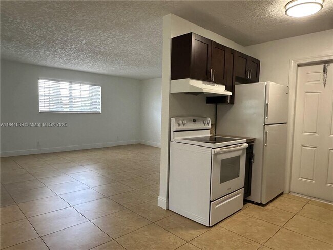 Foto del edificio - 2900 NE 17th Ave