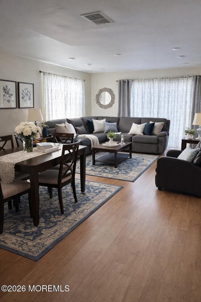 Foto del edificio - 28 Morgan Pl