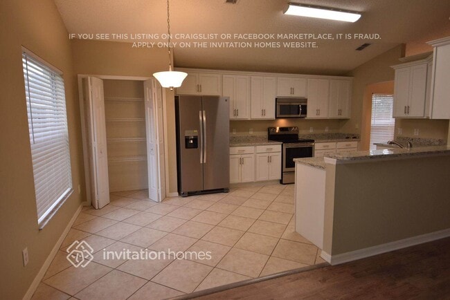 Foto del edificio - 13318 Meadowlark Ln