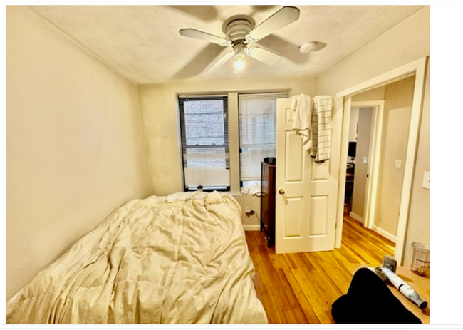 Foto del edificio - 10 Hull St