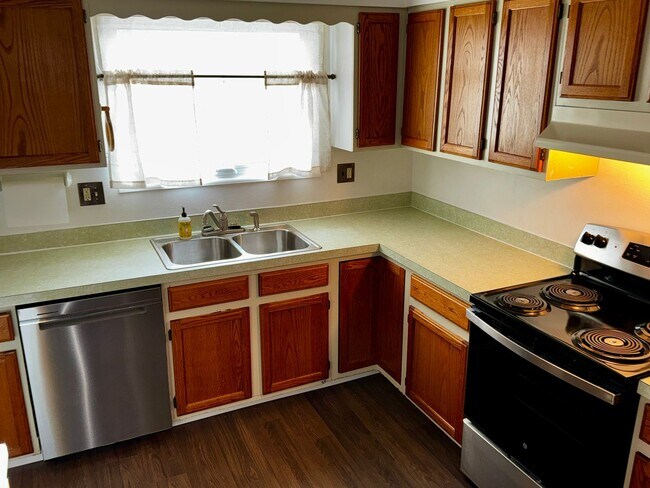 Foto del edificio - Clean 5 Bedroom Ranch in NW Fort Collins