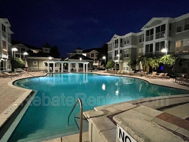 Foto del edificio - 8290 Gate Pkwy W