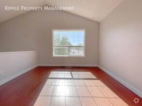 Building Photo - 70 Martinbrook Link NE