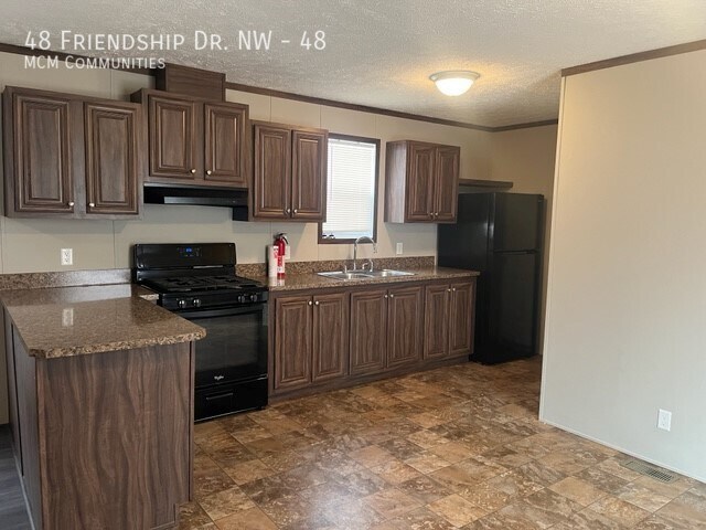 Foto del edificio - AVAILABLE NOW! 3bed/2bath - Will Sell Fast!