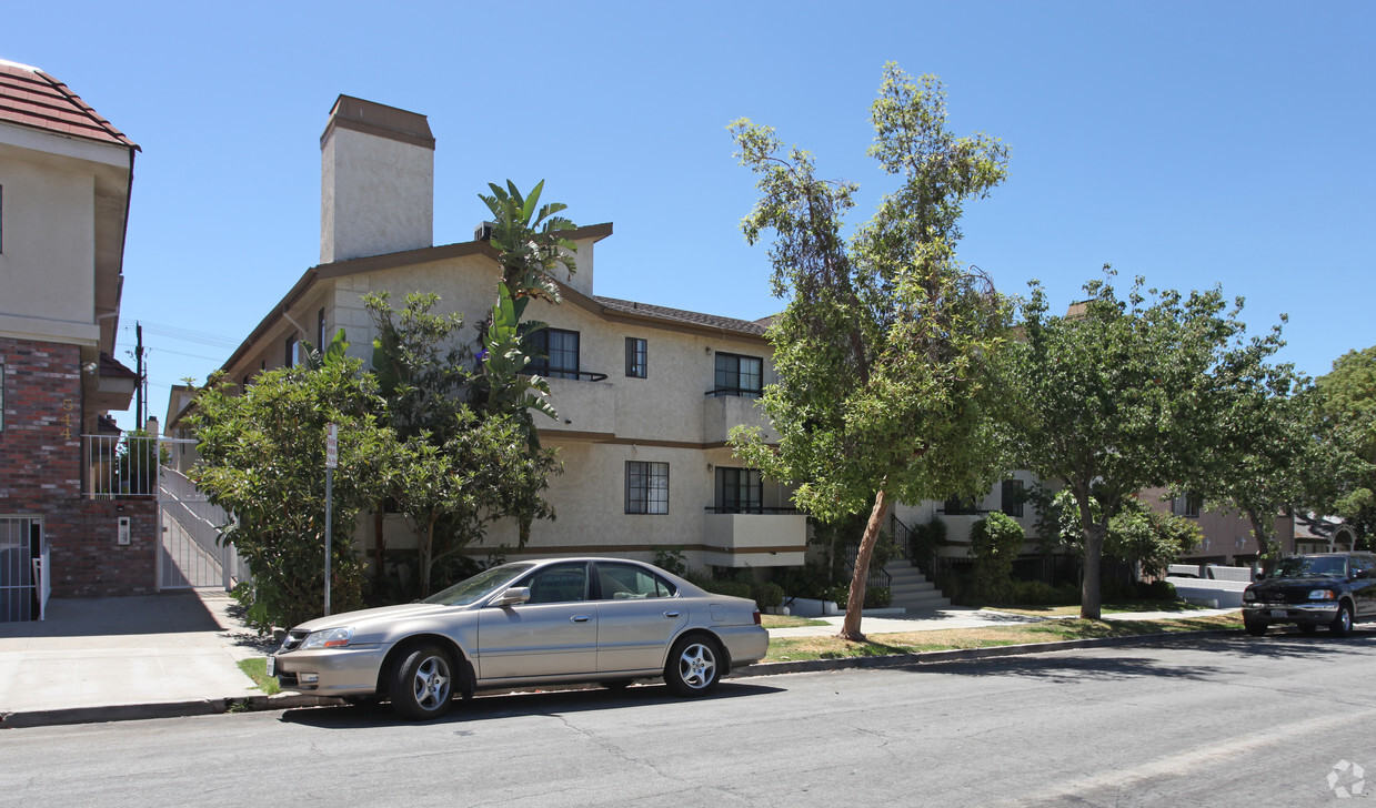 Foto del edificio - 536 E Tujunga Ave