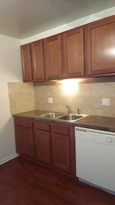Kitchen - 820 Fuller