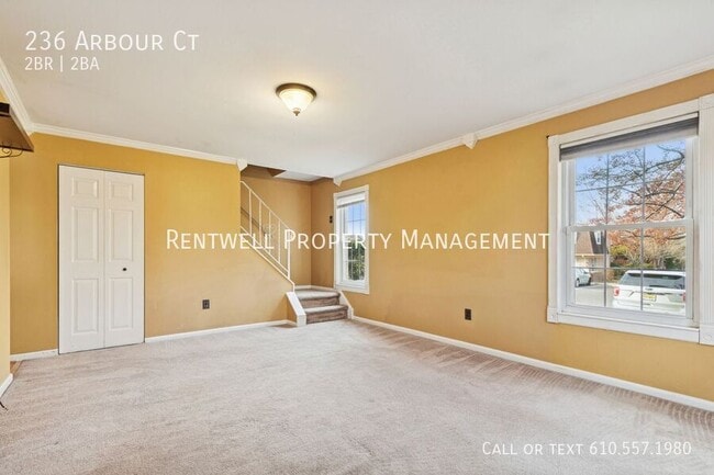 Foto del edificio - 236 Arbour Ct