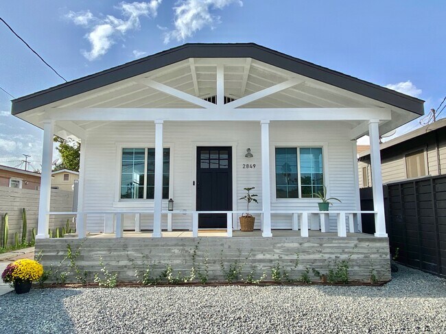 Building Photo - 2849 Knox Ave