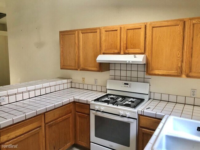 Building Photo - 3 br, 2 bath House - 53360 Avenida Madero