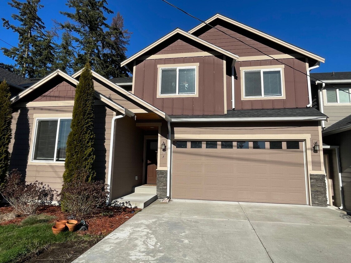 15 Fern Rd, Everett, WA 98203 Townhome Rentals in Everett WA