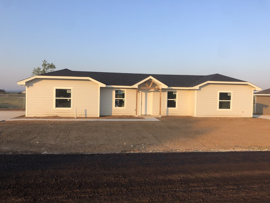 Foto principal - 117 Quail Meadows Dr