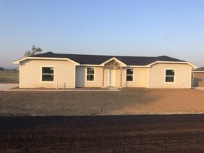 Building Photo - 117 Quail Meadows Dr