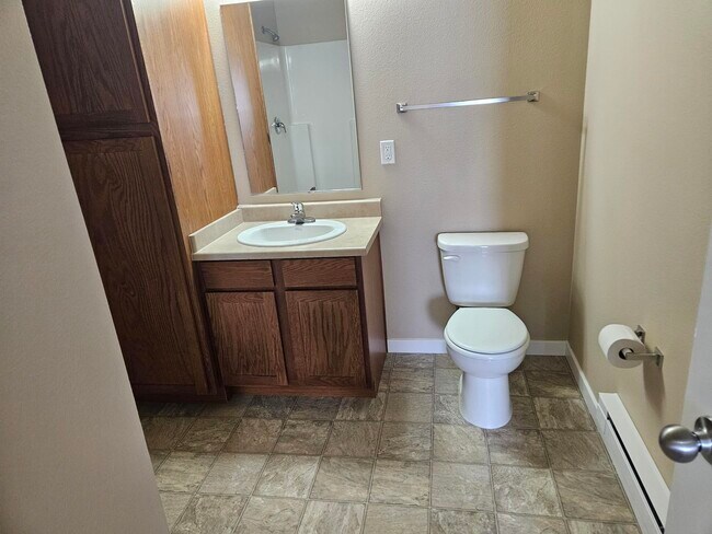 Baño principal - Tullamore Place Apartments