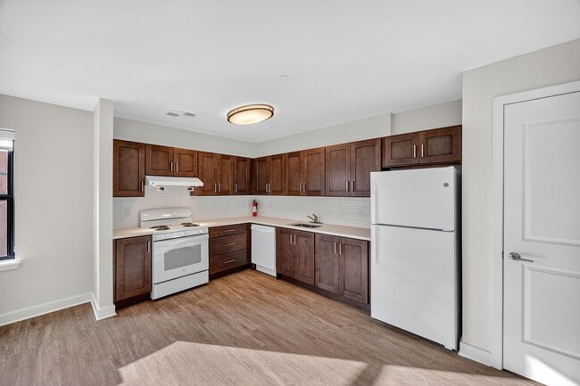 Building Photo - 50 Neilson Apartments