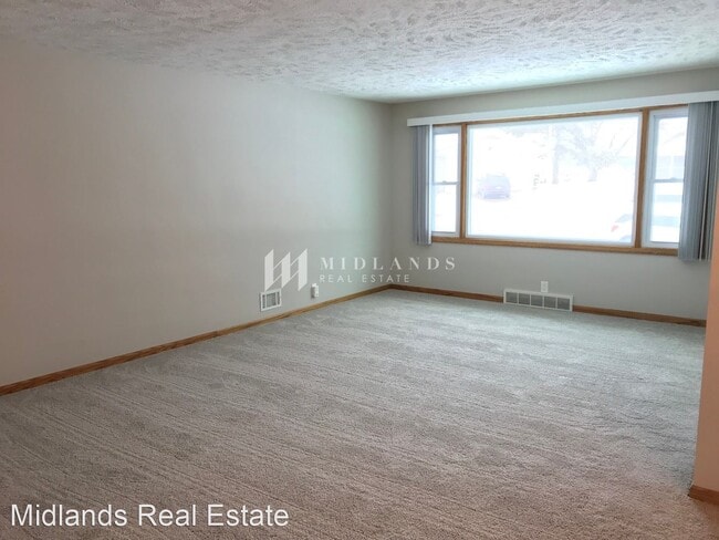 Foto del edificio - 2 br, 2 bath House - 4139 M Street