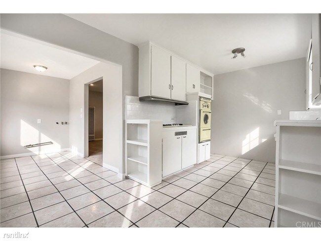 Building Photo - 2 br, 2 bath House - 222 E Pomona St