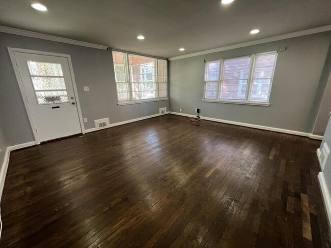 Foto del edificio - 4969 12th St NE