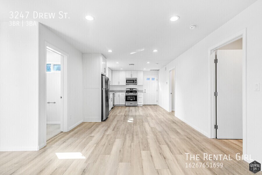 Foto principal - 3247 Drew St