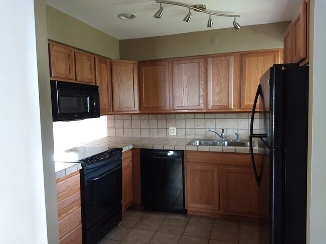 Kitchen - 1455 Bryn Mawr St