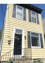 Building Photo - 2811 Glendora Ave