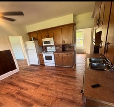 341 Woodstock Ave
