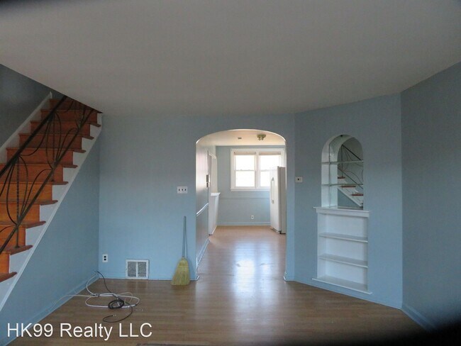 Building Photo - 3 br, 1.5 bath House - 7134 Souder St