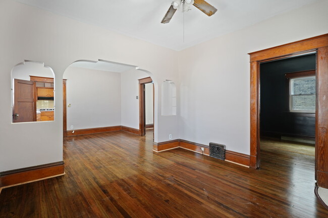 Living Room - 1411 Goold St