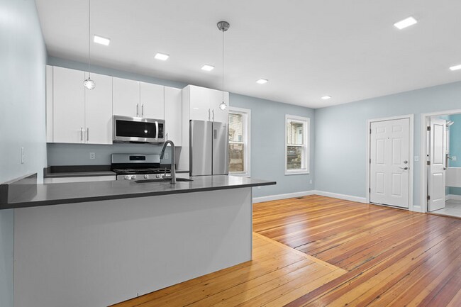 Foto del edificio - 18 Trenton St