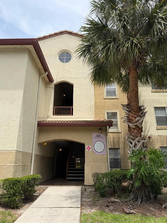 Building Photo - 831 Camargo Way