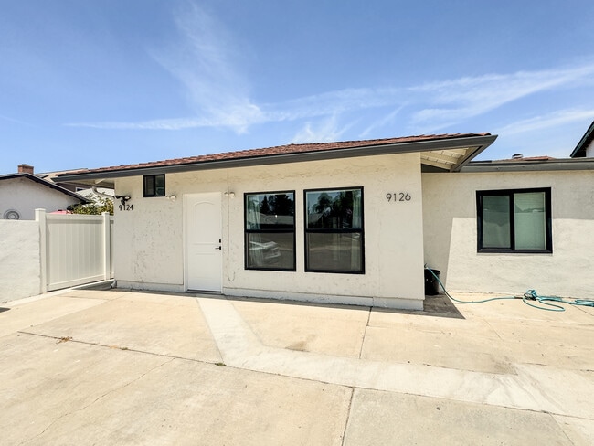 Building Photo - 9124 Three Seasons Rd