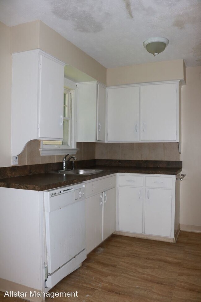 Building Photo - 3 br, 1 bath House - 5095 Edenhurst Rd