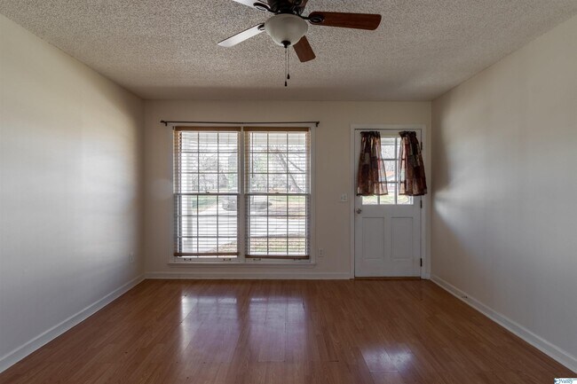 Foto del edificio - 3564 Winchester Rd
