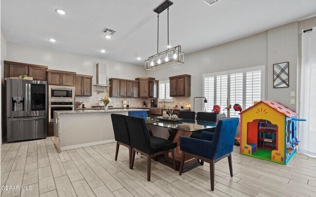 Foto del edificio - 13677 Baja Vista Ct