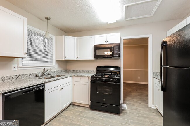 Foto del edificio - 2246 Camden Ct