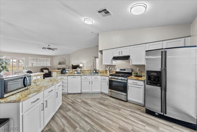 Building Photo - 5133 Future Dr