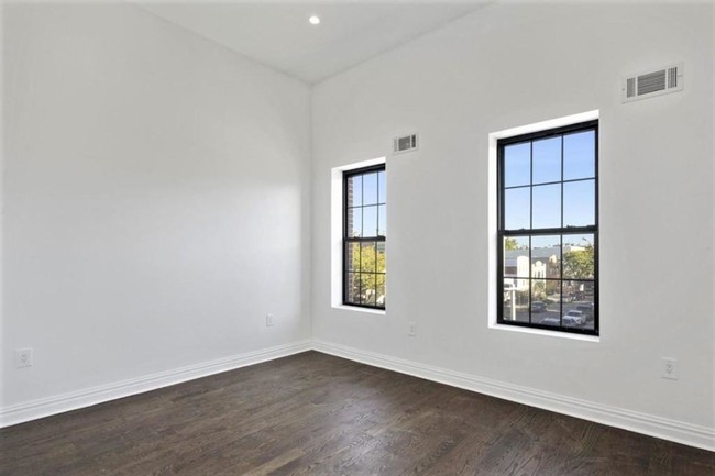 Building Photo - 1340 Bushwick Ave