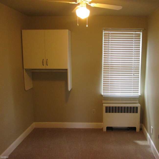 Foto del edificio - 8550 Willow Oak Rd