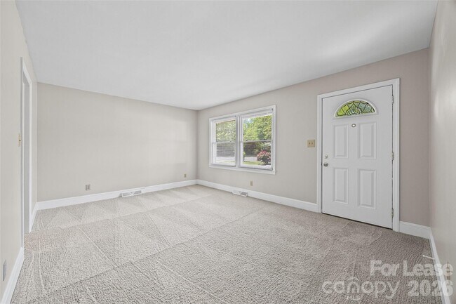 Foto del edificio - 4827 Harcourt Ln