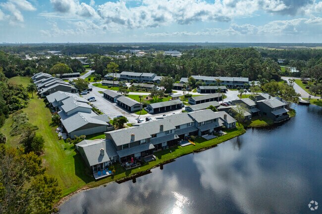 Aerial Context 1 - Deerwood Condominium