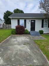 Building Photo - 109 Creekview Dr