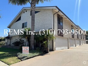 Building Photo - 2406 Aviation Blvd