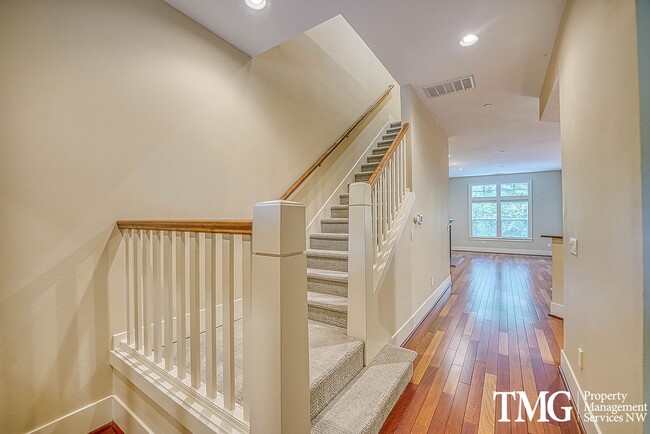Building Photo - Refined Portland Residence Near Forest Park & NW 23rd