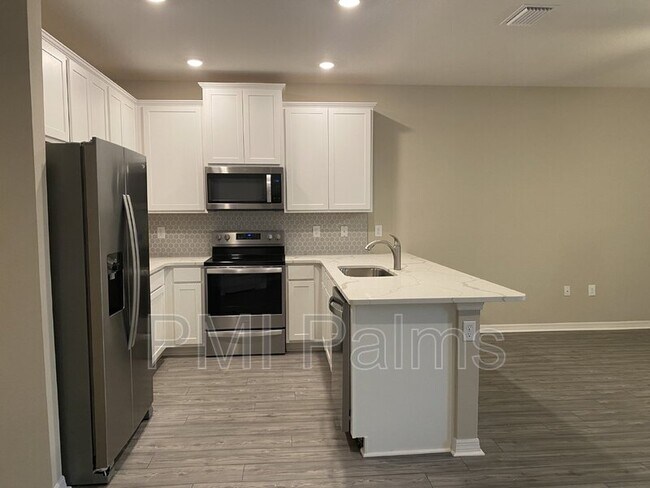 Building Photo - 5525 Wahoo Ct