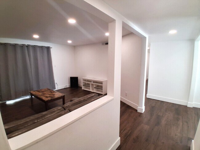Foto del edificio - 724 W 1720 N