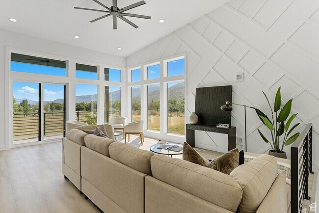 Foto del edificio - 5866 N Fork Rd