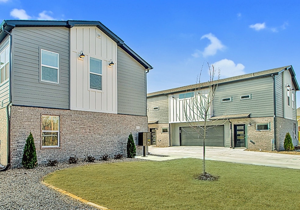 1210 W 4th St, North Little Rock, AR 72114 Townhome Rentals in North