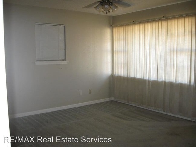 Building Photo - 1408 Gardenia St